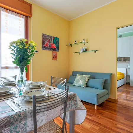 Savona District Terrace Flat-3